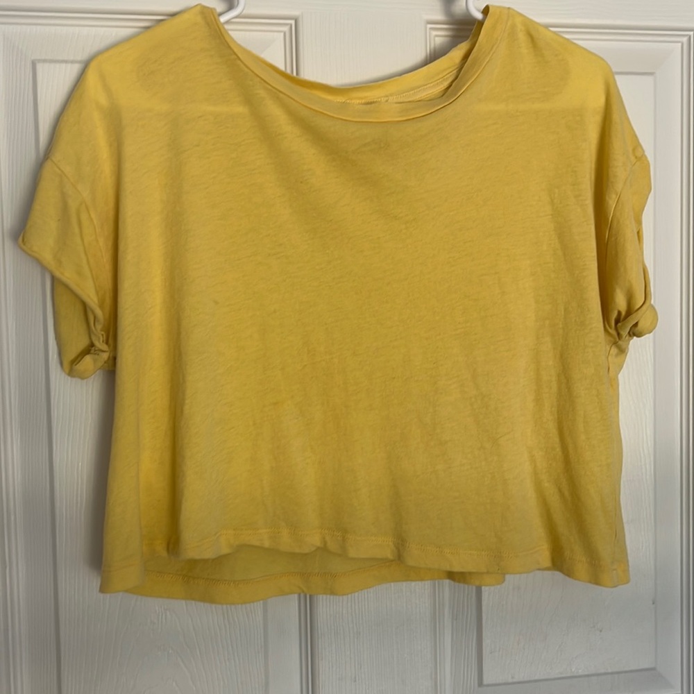 Forever 21 Yellow Cropped Top